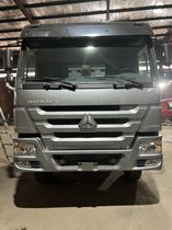 Silver grey HOWO 8x4 dump truck, HOWO-D03, photo 1